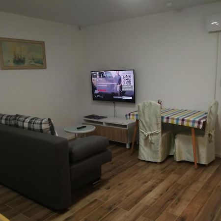 21A Comfortable Studio Taufkirchen  Dış mekan fotoğraf