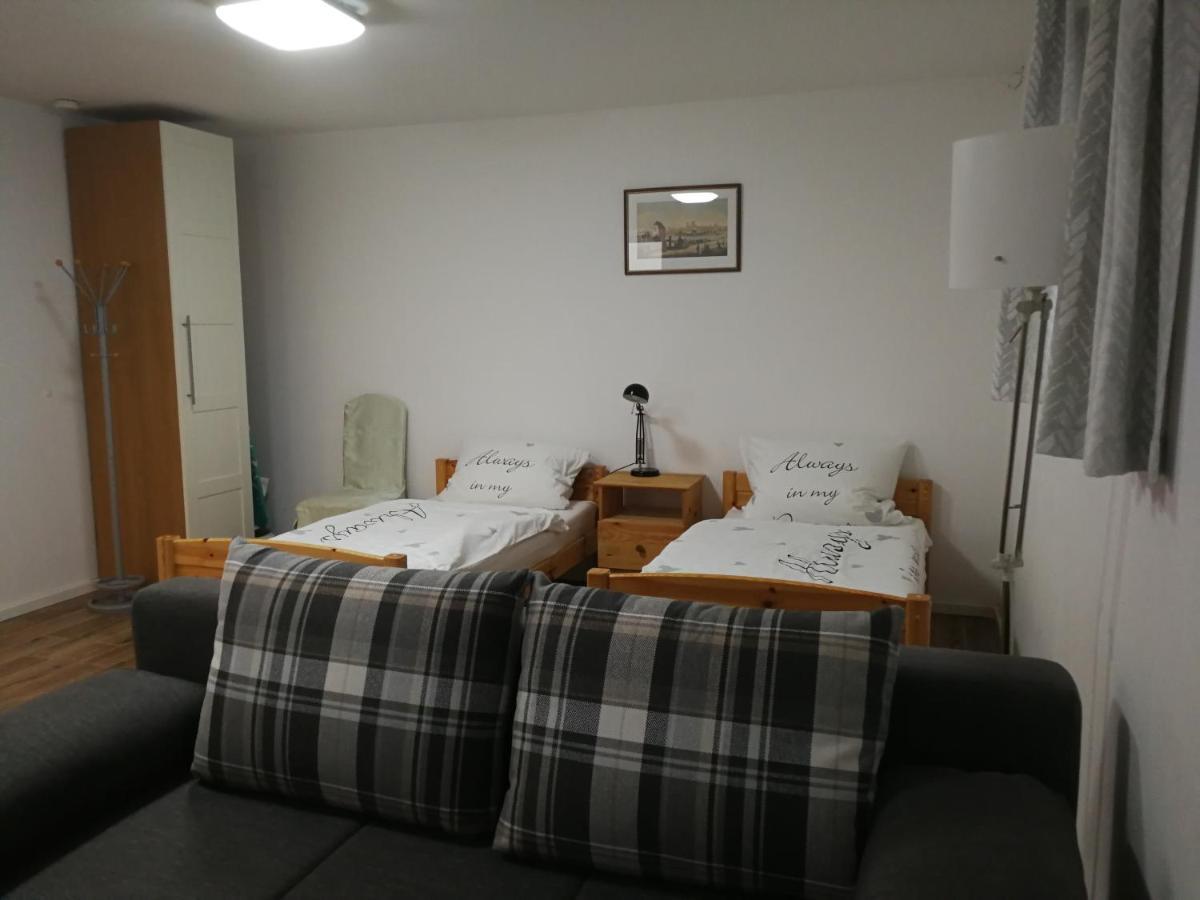 21A Comfortable Studio Taufkirchen  Dış mekan fotoğraf